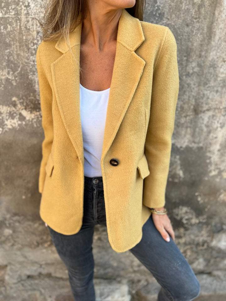 RENATA | BLAZER CLÁSICA